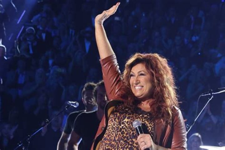 Jo Dee Messina Bio, Age, Songs, Tour Family, Illness, Health and “I’m Alright”